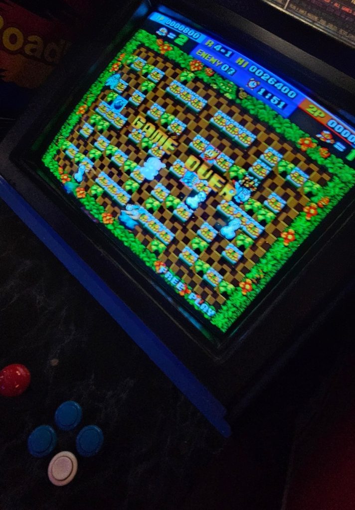 Dynablaster running on an upright cabinet