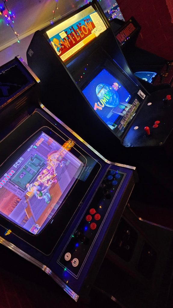 Aliens and Tumblepop upright cabinets side by side