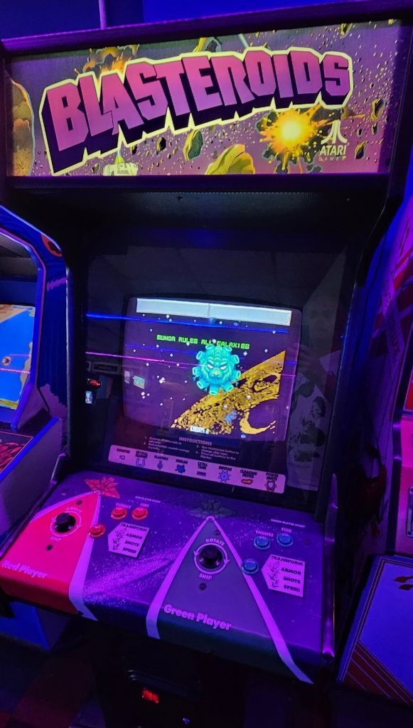 Atari Blasteroids cabinet